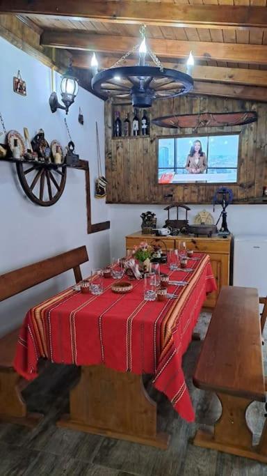 Къща Под Наем-Нощувки Tărgovište Esterno foto